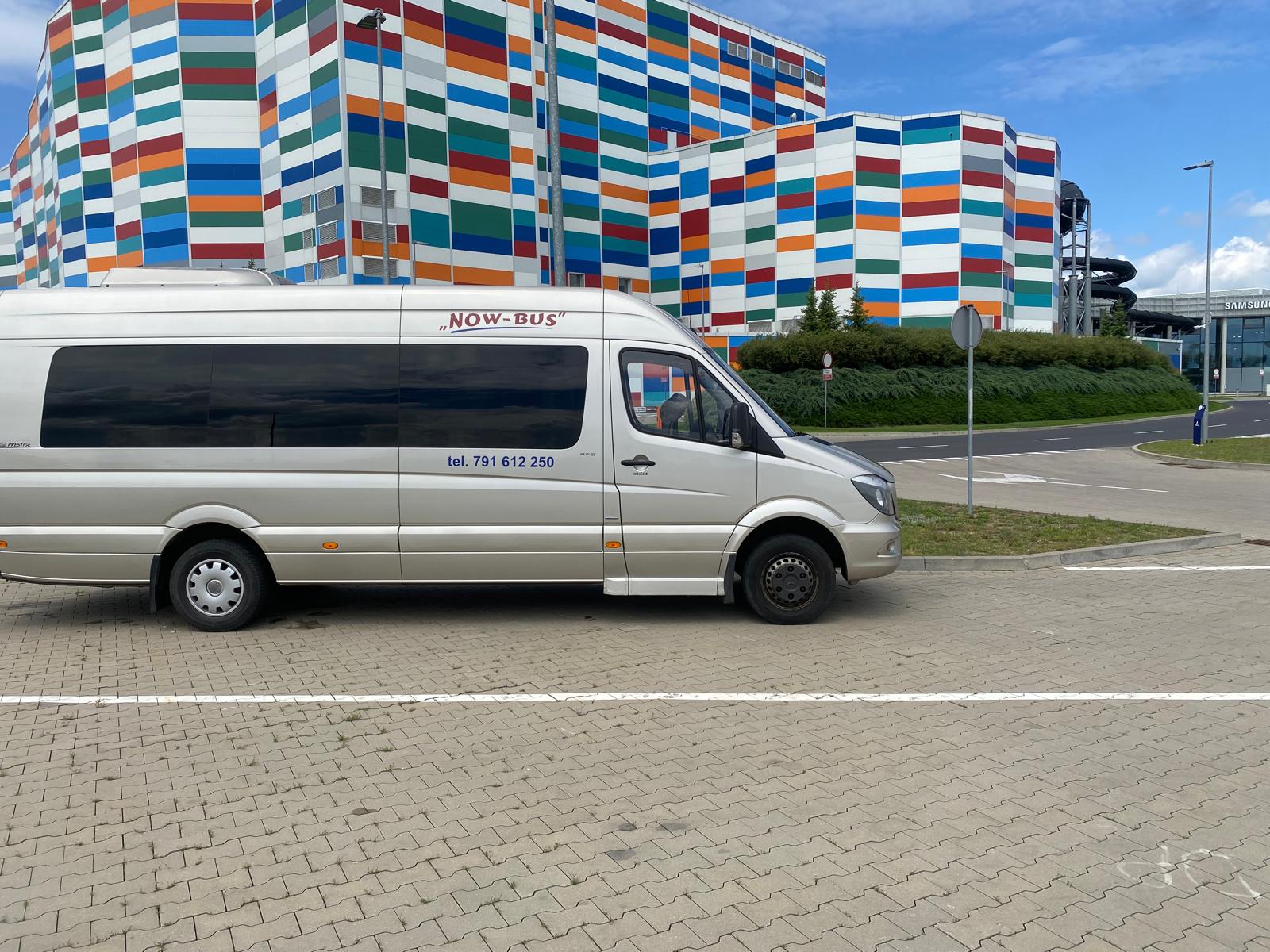 Bus NOW-BUS od strony pasażera